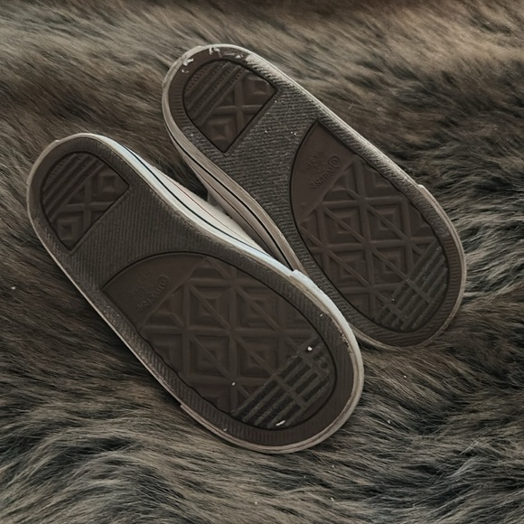 Converse all star girls size 8 low top white - Picture 2 of 5